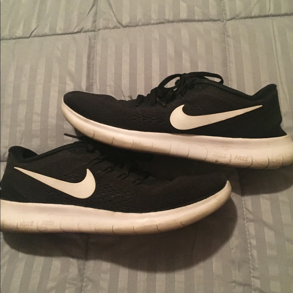 Black and White Nike’s